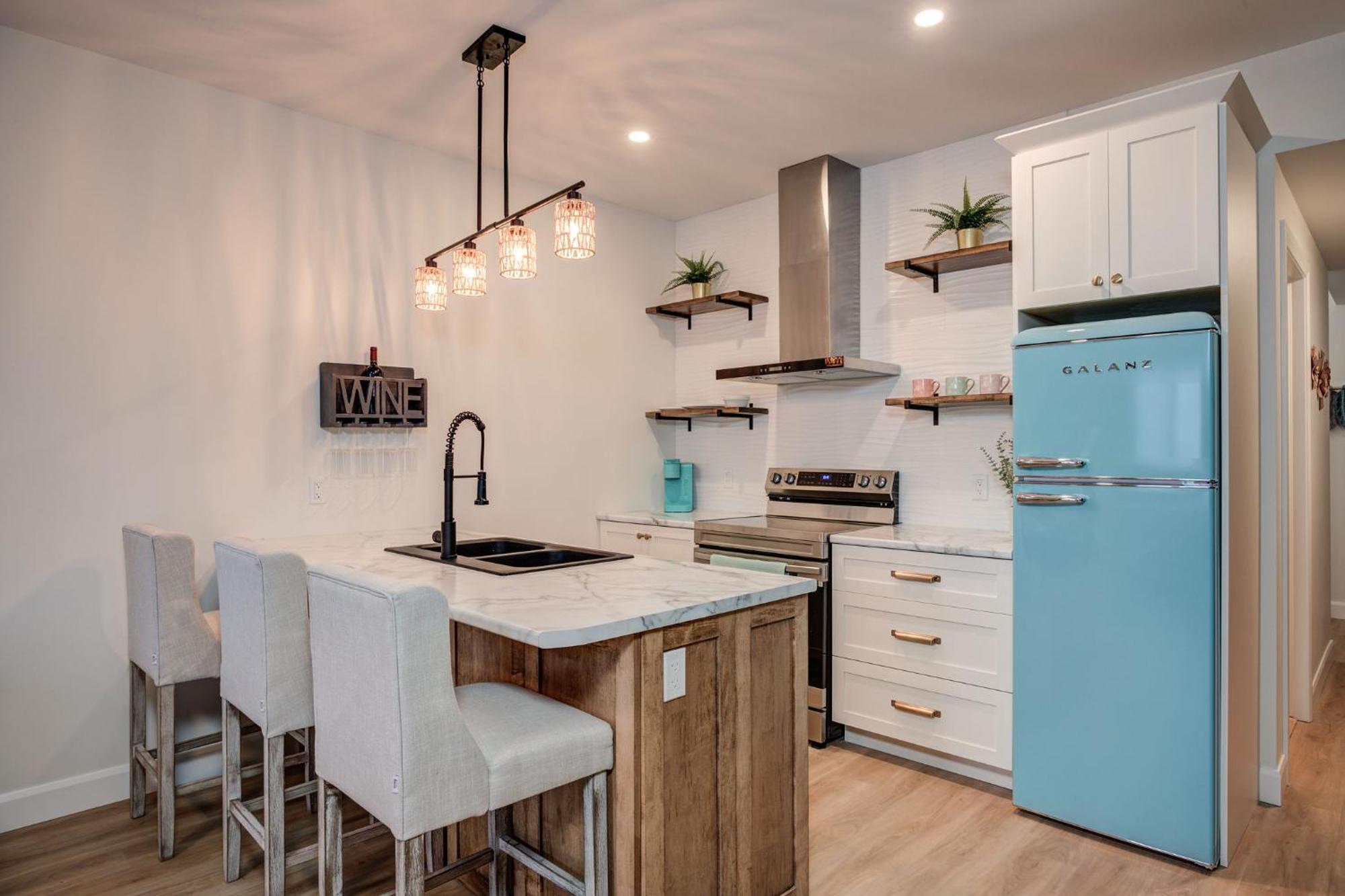 Chic Suite By Westlynn Little Current Extérieur photo