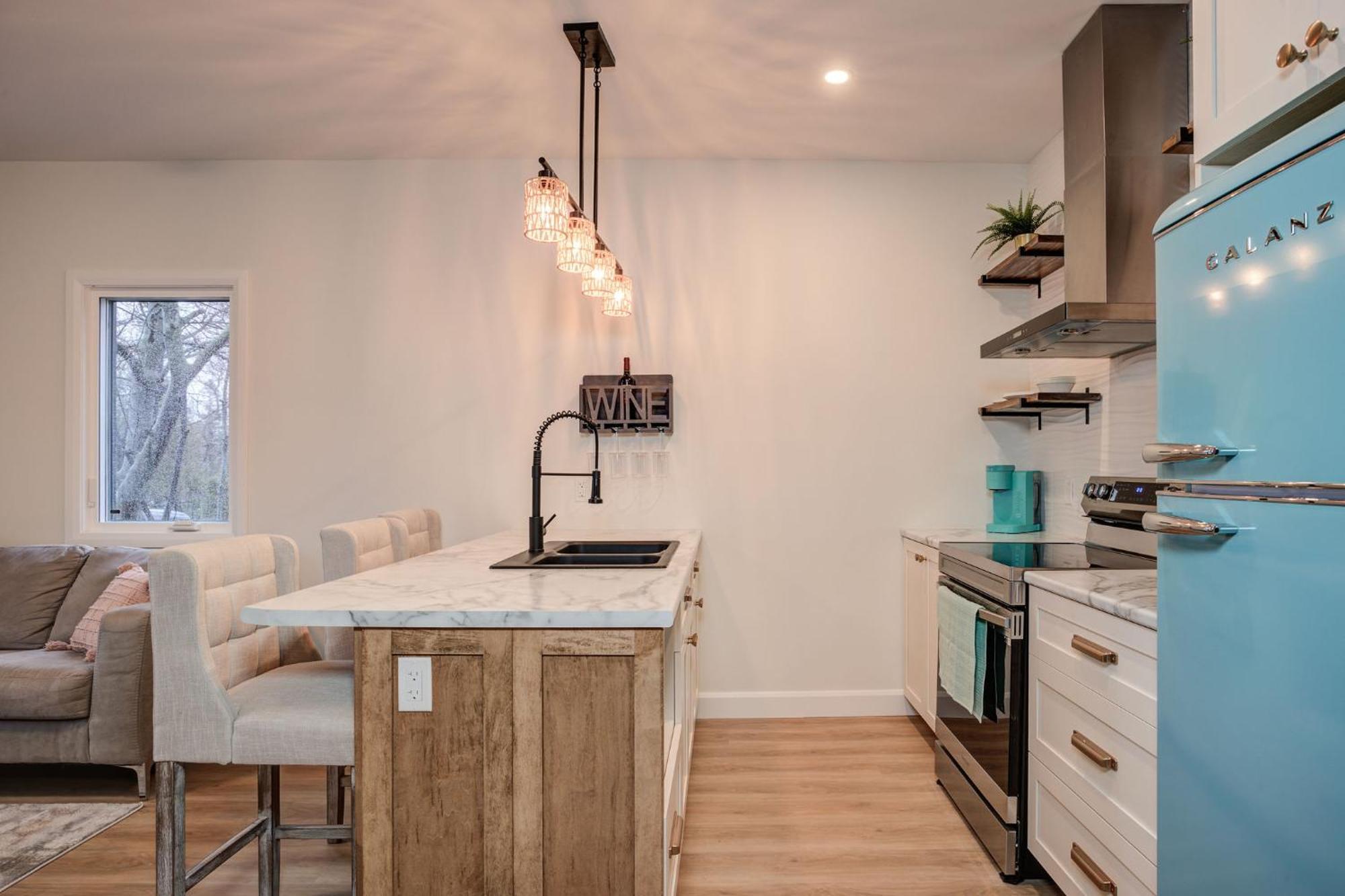 Chic Suite By Westlynn Little Current Extérieur photo