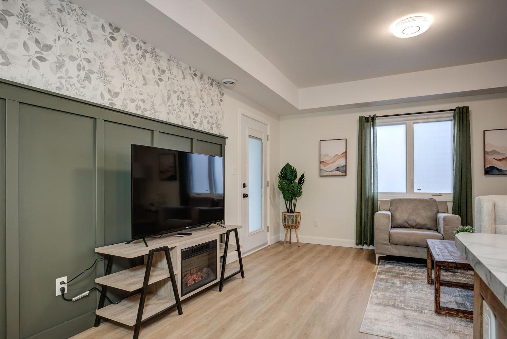 Chic Suite By Westlynn Little Current Extérieur photo